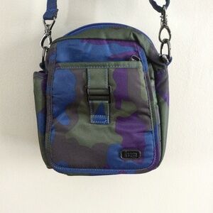 LUG Camo Unisex Can Can Convertible Crossbody‎ bag